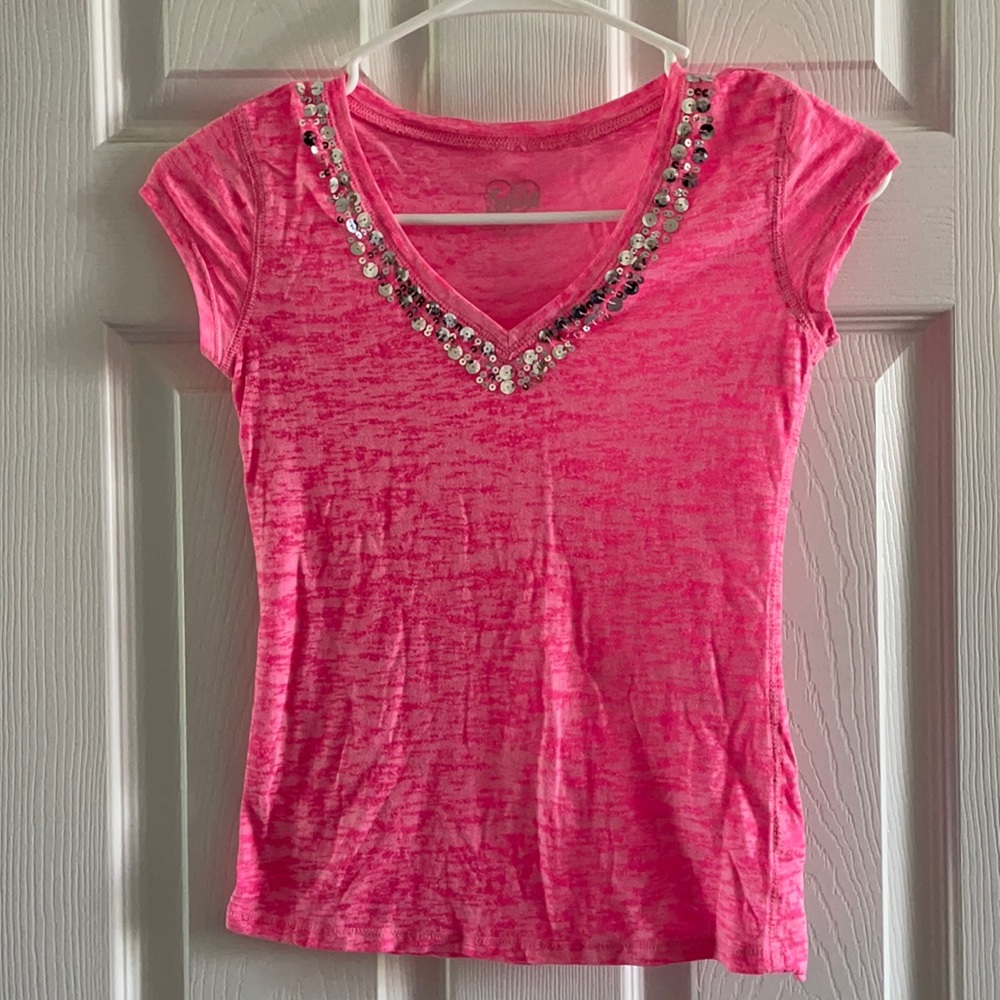 Cute little embellished Justice burnout tee